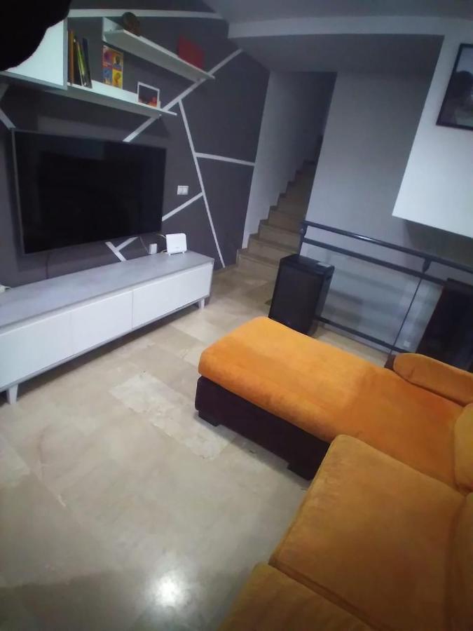 Апартаменты Japi Duplex Люсена Экстерьер фото